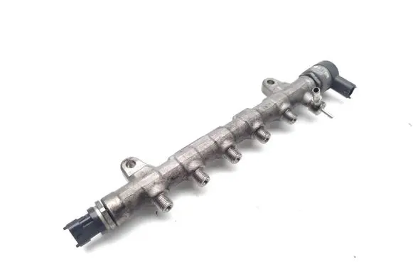 KIA Carens III Fuel main line pipe 31400-2A640 0281006404 0281006405
