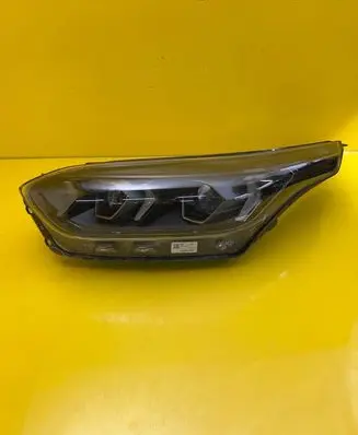 KIA Ceed Headlight/headlamp 92101J7500