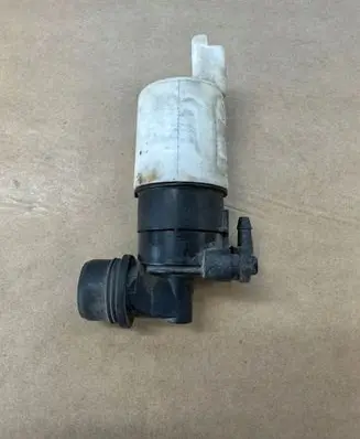 Citroen Berlingo Windscreen/windshield washer pump 9643447980