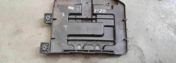 Hyundai i20 (PB PBT) Battery tray 371511J680