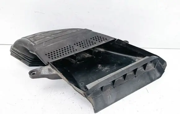 Audi A4 S4 B8 8K Air intake duct part 8K0129618A 1021300S01