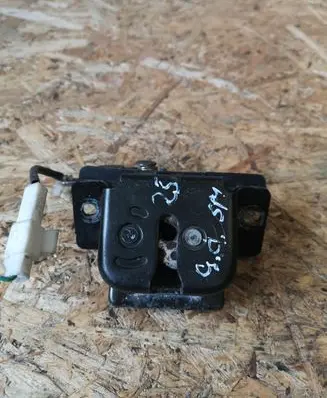 KIA Sorento Tailgate/trunk/boot lock/catch/latch