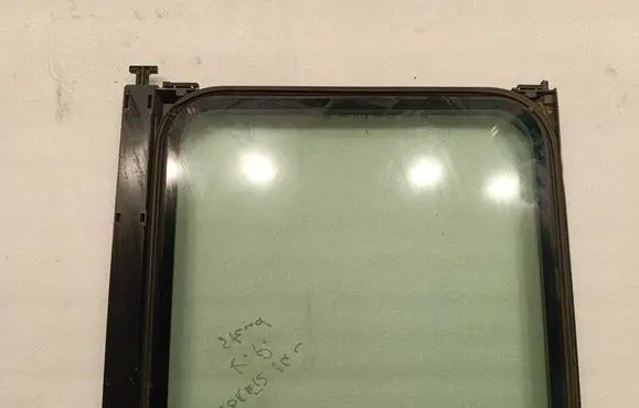Peugeot Boxer Rear side window