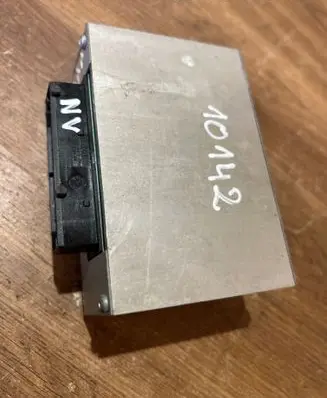 BMW 5 E60 E61 HiFi Audio sound control unit 6920461