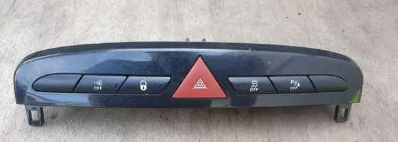 Hazard light switch