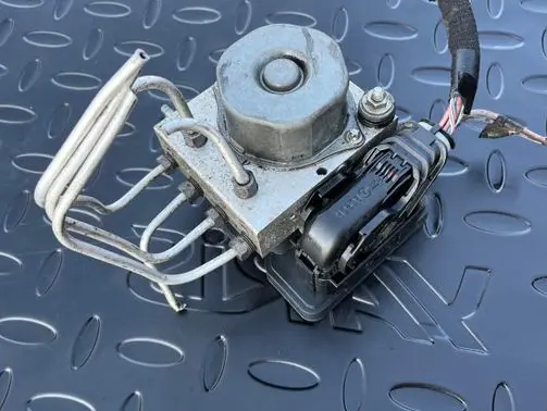 Renault Zoe ABS Pump 2265106516