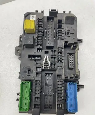 Opel Zafira B Fuse box set 13206762 5DK00866932