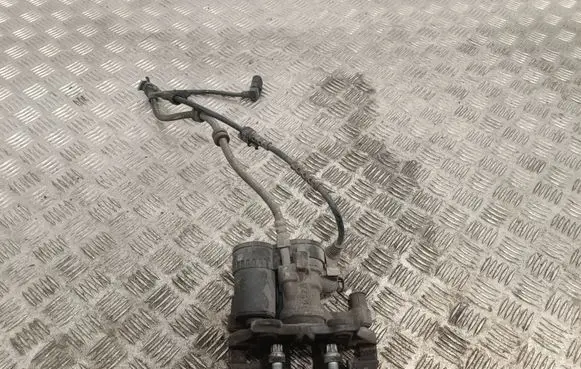 BMW 2 F46 Rear brake caliper 6883035