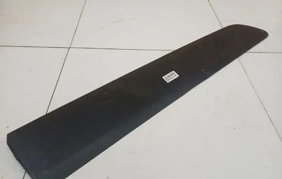 Peugeot Partner Front door trim (molding) 9682858977