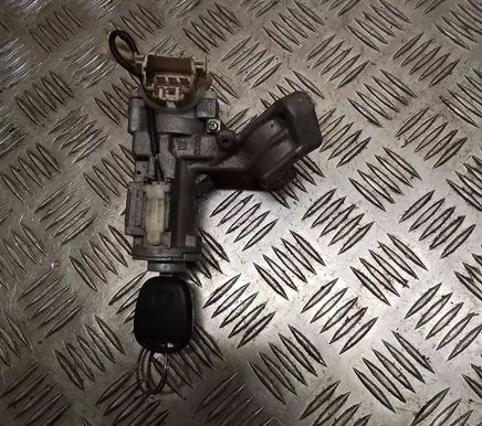 Toyota Corolla Verso E121 Ignition lock