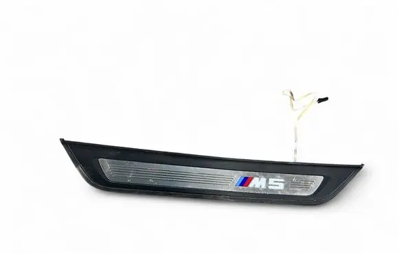 BMW M5 F90 Rear sill trim cover 8061072 00000062 609348