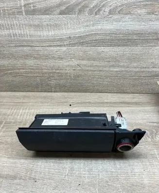 Volkswagen Touran I Car ashtray 1T1857961