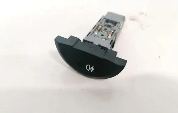 Hyundai Accent Fog light switch 202002962 621w05010