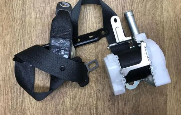 Lexus NX Front seatbelt 7X7110P