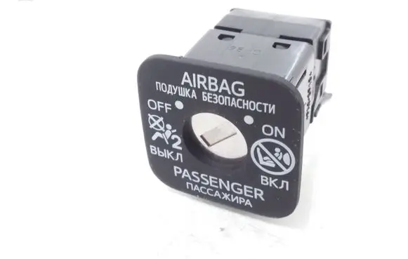 Toyota C-HR I Passenger airbag on/off switch DF85