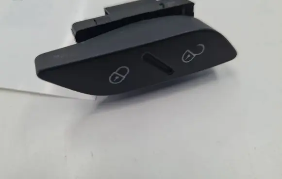 Volkswagen Golf VI Central locking switch button 5K0962125