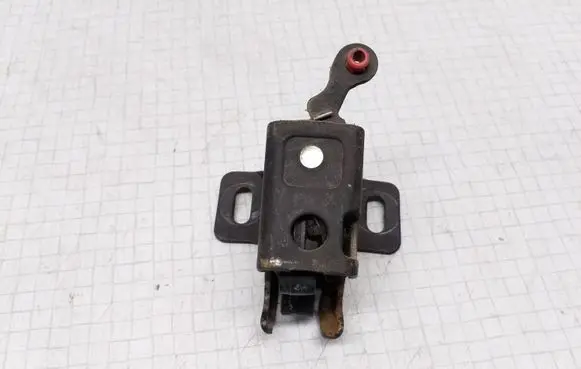 Peugeot 806 Tailgate/trunk/boot lock/catch/latch