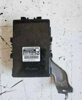 Toyota Urban Cruiser (XP110) Other control units/modules 8969052030 2830010420 83104201
