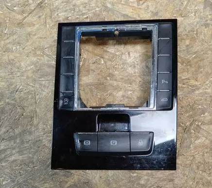 Skoda Superb B8 (3V) Panel trim 3V1863212A