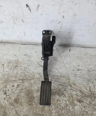 Mazda 3 I Accelerator throttle pedal 4M519F836AH 6PV00864101