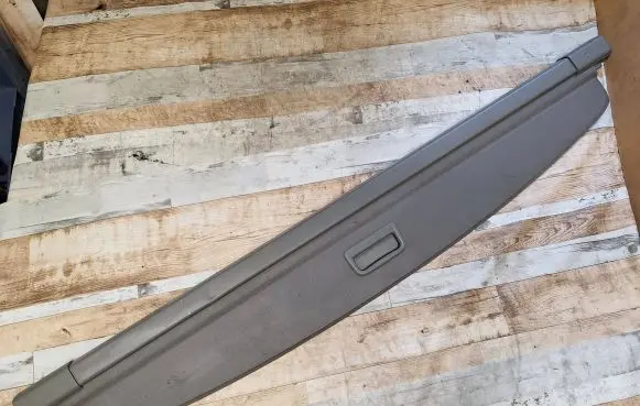 Volkswagen Touran I Parcel shelf