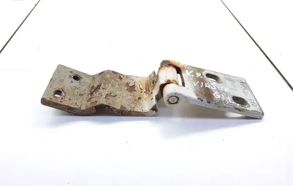 Rear door upper hinge