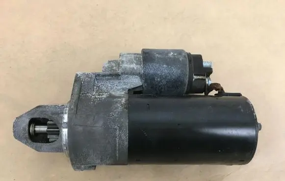 Mercedes-Benz CLK A209 C209 Starter motor 1005821942 0051510101