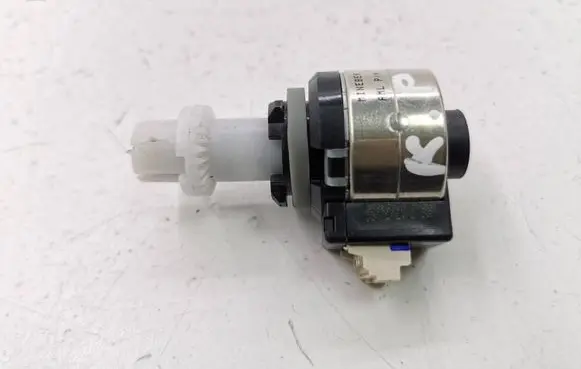 Audi A3 8Y Headlight level adjustment motor 92002681