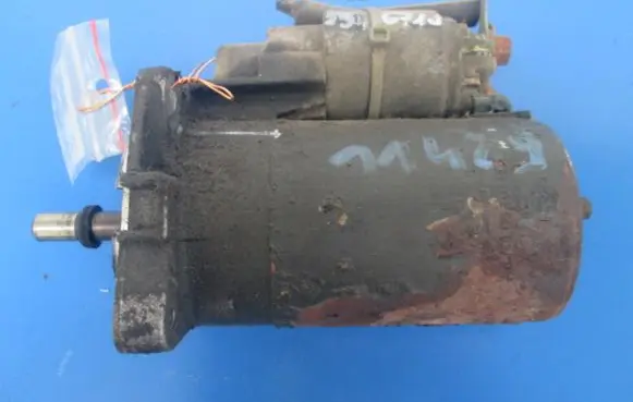 Volkswagen Polo II 86C 2F Starter motor