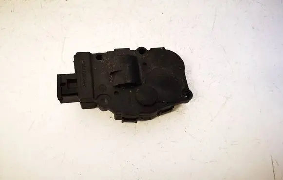 BMW X3 E83 Air flap motor/actuator EFB322 CZ1139300710
