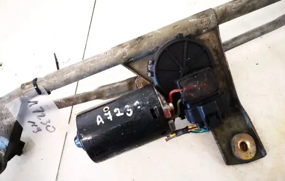 Volvo S70 V70 V70 XC Wiper motor 0390241133 9169321