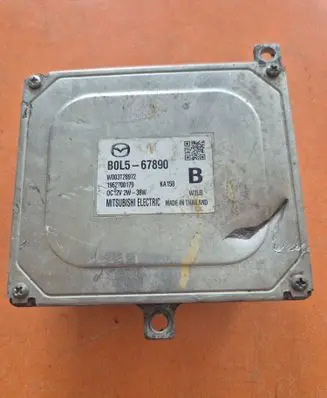 Mazda 3 Xenon control unit/module B0L567890 W003T28972