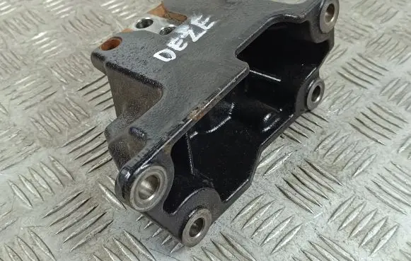 Hyundai Tucson IV NX4 Gearbox mounting bracket 3D500