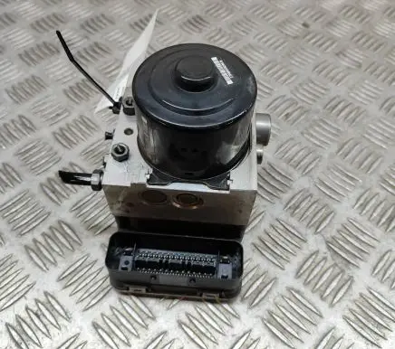 Porsche Cayenne (92A) ABS Pump 7P0614517J