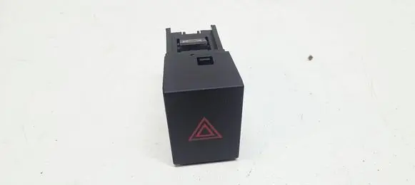 Nissan Qashqai J12 Hazard light switch 252906RA0A