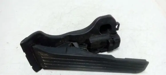 Volkswagen PASSAT CC Accelerator throttle pedal 1K1723503AA