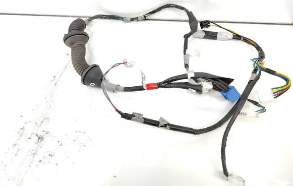 Toyota Auris 150 Front door wiring loom 8215102 34656