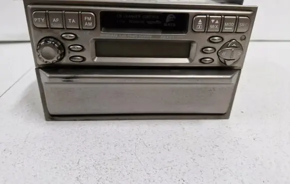 Nissan X-Trail T30 Speedometer (instrument cluster) 28113-8H300