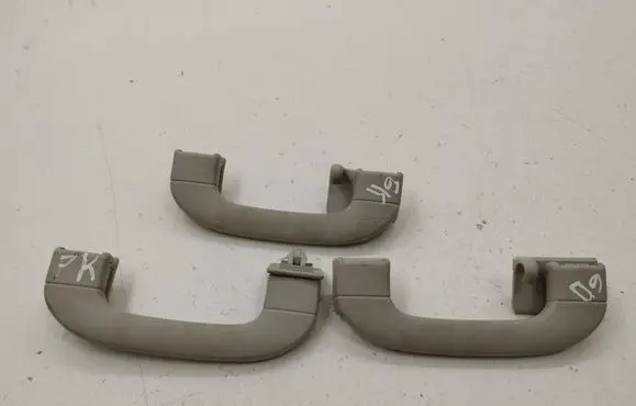 Mercedes-Benz B W245 Front interior roof grab handle A1698100151 A1698100251