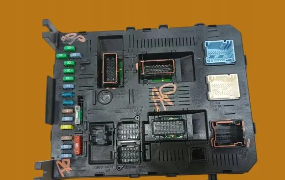 Peugeot 307 BSM Control unit 9663510280