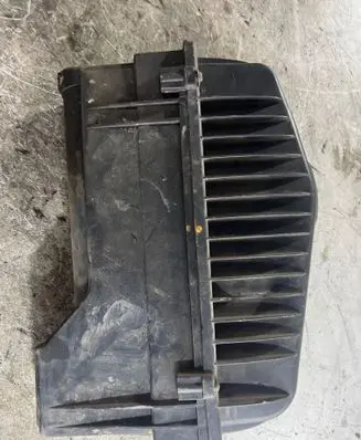Peugeot Partner Air filter box 