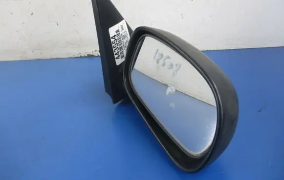 Nissan Micra Front door electric wing mirror