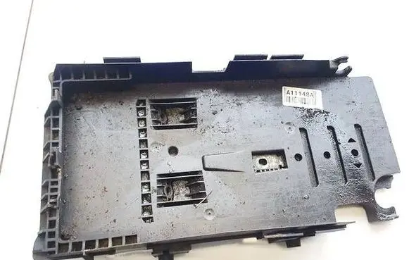 Ford S-MAX Battery box tray 6G9110723A