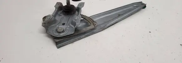 Toyota Avensis T270 Rear door manual window regulator 
