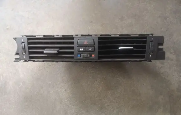 BMW 3 E90 E91 Dash center air vent grill 9130458