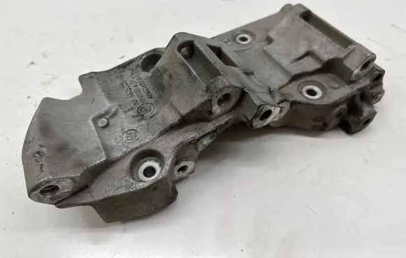 BMW X3 F25 Generator/alternator bracket 8506863