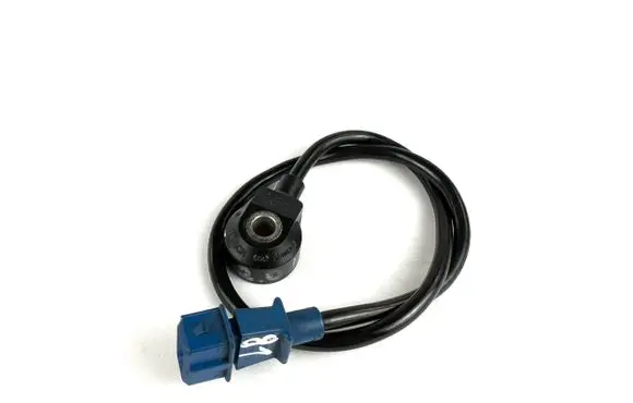 Audi A4 S4 B5 8D Detonation knock sensor 054905377 0261231036