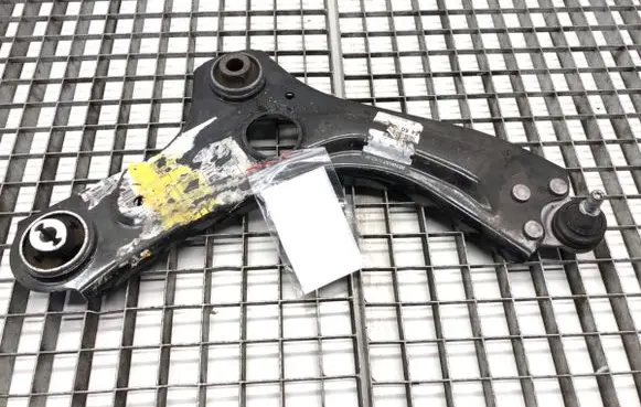 Renault Captur II Front control arm