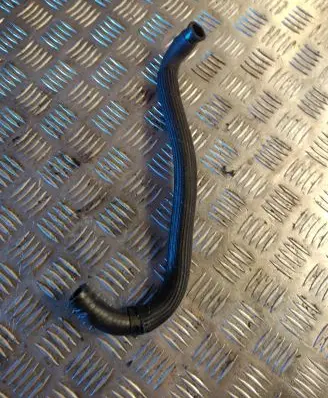 Audi A8 S8 D3 4E Engine coolant pipe/hose