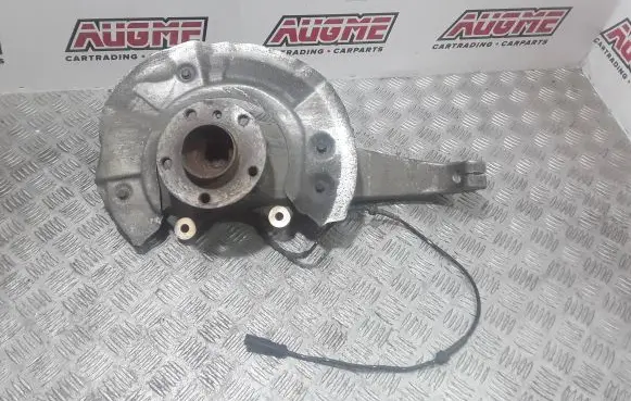 BMW 5 F10 F11 Front wheel hub spindle knuckle 6775265